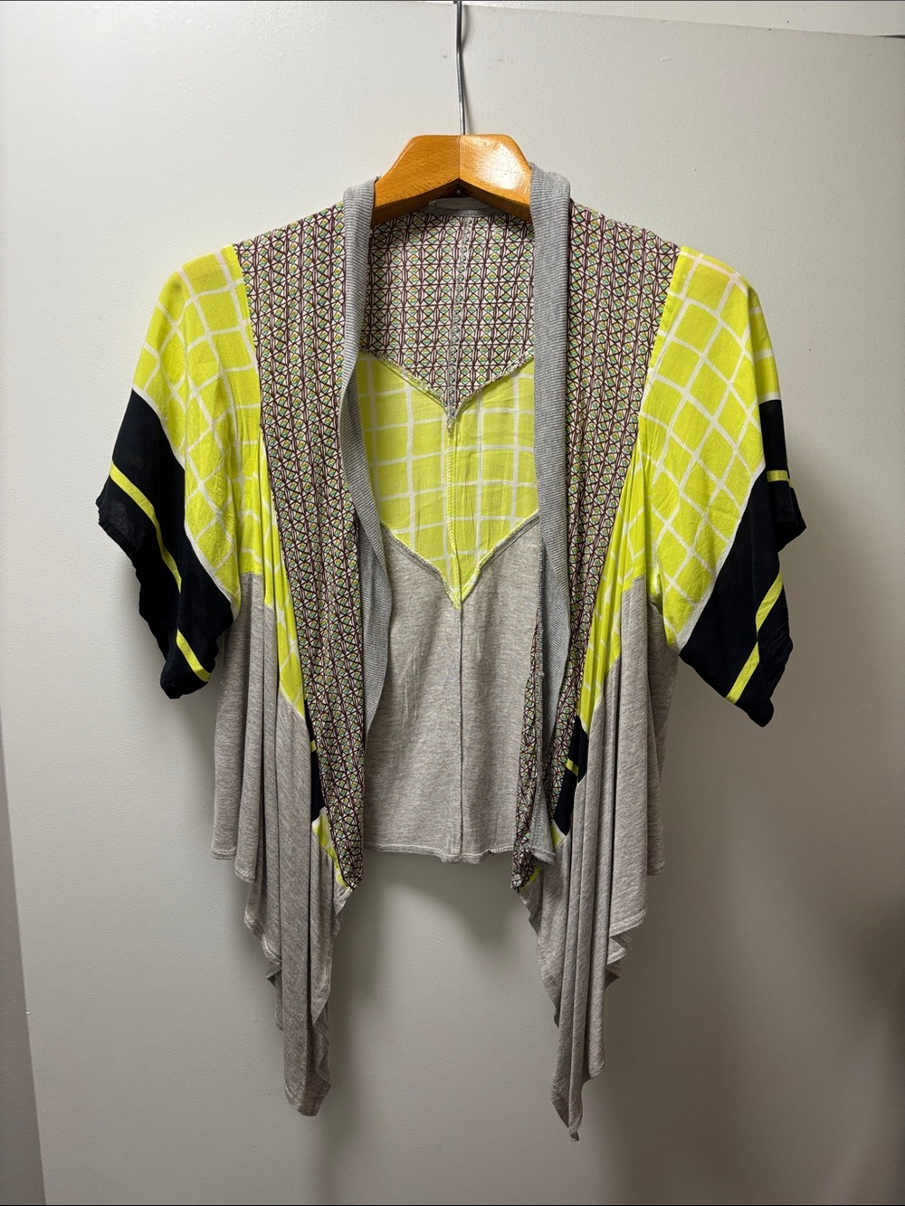 Cardigan in Neon Yellow and Gray
